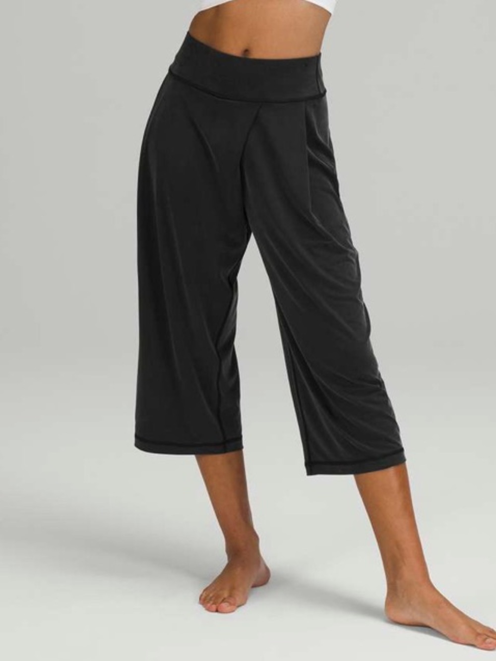 Lululemon Wide Leg High RIse Crop Pant Washed Black Cross Front FLAW W6BL4S Sz 6